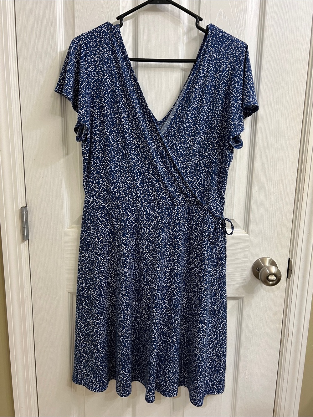 Kaileigh Navy Blue Floral-Print Wrap Midi Dress